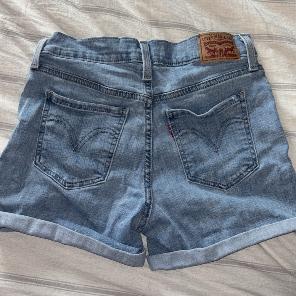 Levi Shorts